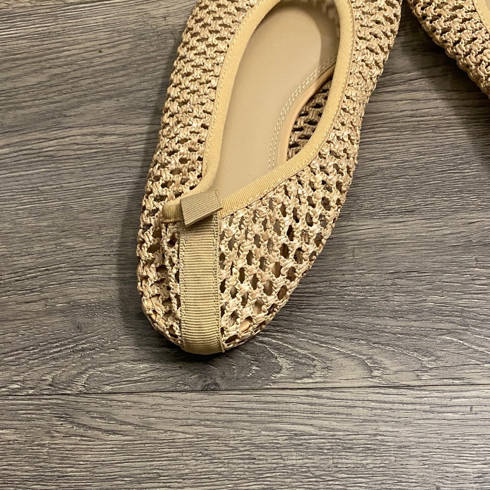 H&M Stylish Mesh Tan flats Flats - Picture 5 of 8
